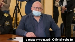 Костянтин Єрманов на сесії підконтрольної Росії міської ради Керчі, 29 січня 2021 року